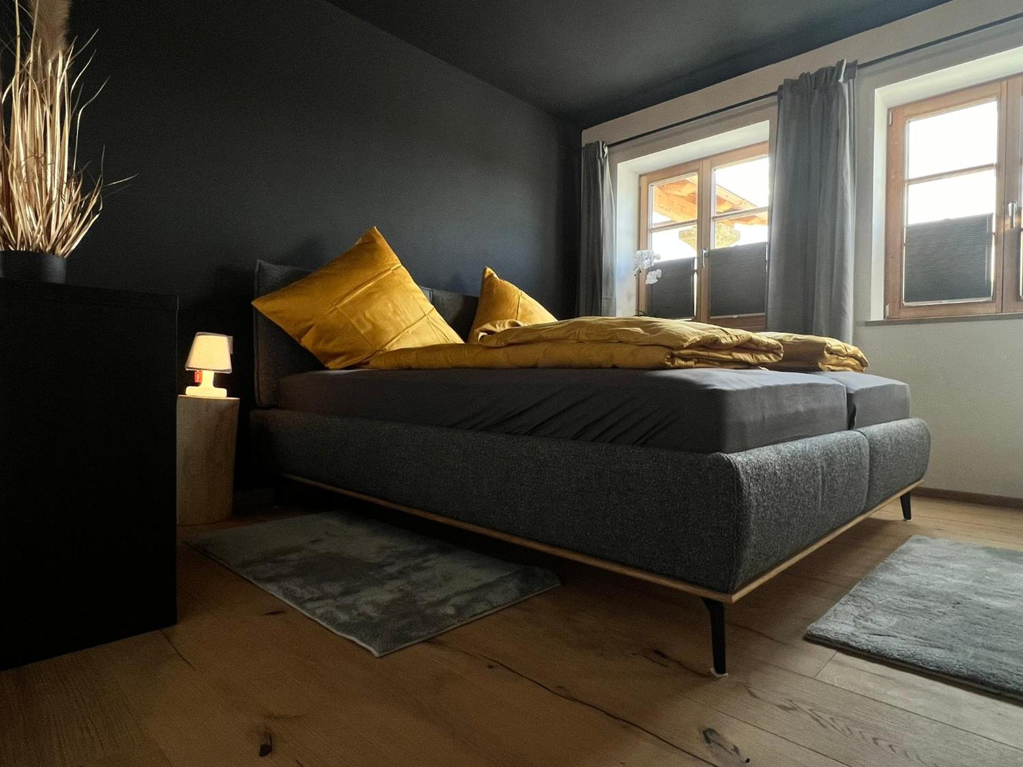 Stay Nice Apartments Dorfen Naehe Muenchen Jacuzzi Grillkota 75 Zoll Tv Exterior photo