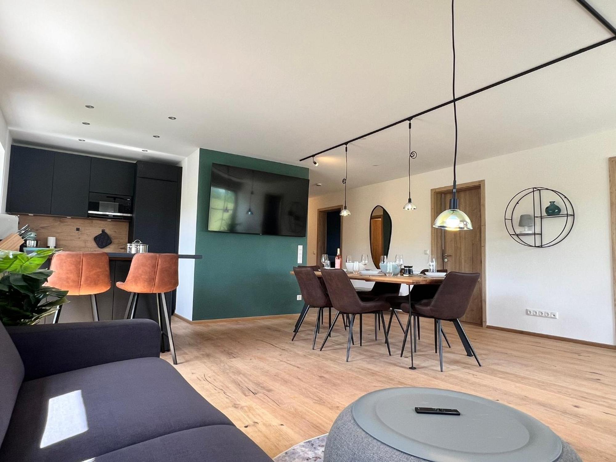 Stay Nice Apartments Dorfen Naehe Muenchen Jacuzzi Grillkota 75 Zoll Tv Exterior photo